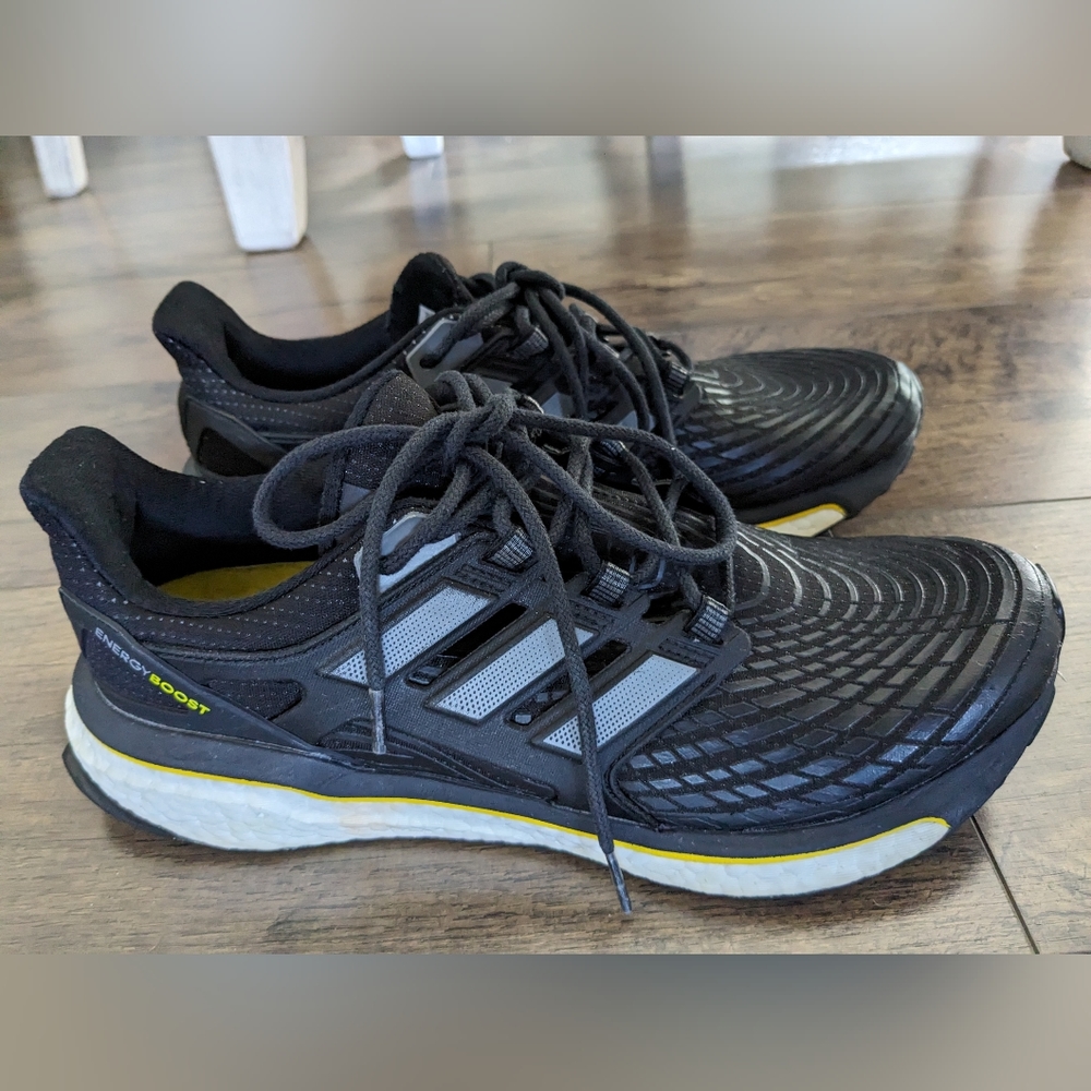 Adidas Boost Men's size 10